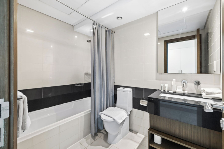 Bathroom 5, 2BR Partial Burj Khalifa View, Dubai