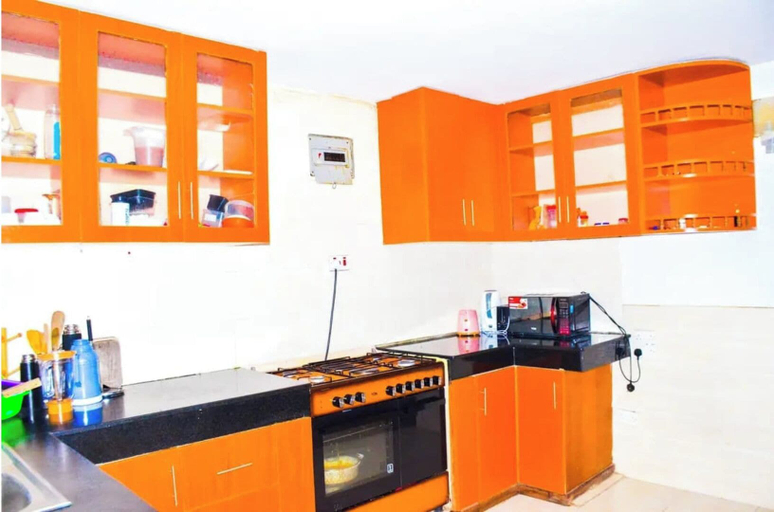 Private kitchen, Majestic Airport Villa, Mavoko