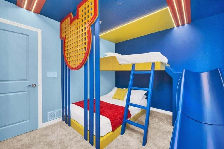 Room 5, 5 Bedroom Townhome With Private Splash Pool! 5 Townhouse, Lake