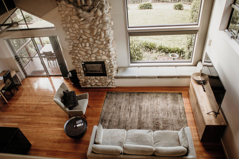Living area 2, Edges by St Benards Hotel, Tamborine Mountain