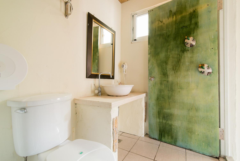 Bathroom 3, Monet Garden Coffee Farm, Hualien