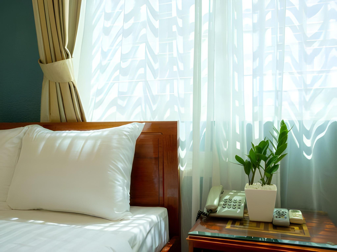Bedroom 2, Amigo Hotel, Huế