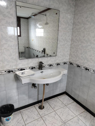 Bathroom 3, Hotel Aditya, Raipur