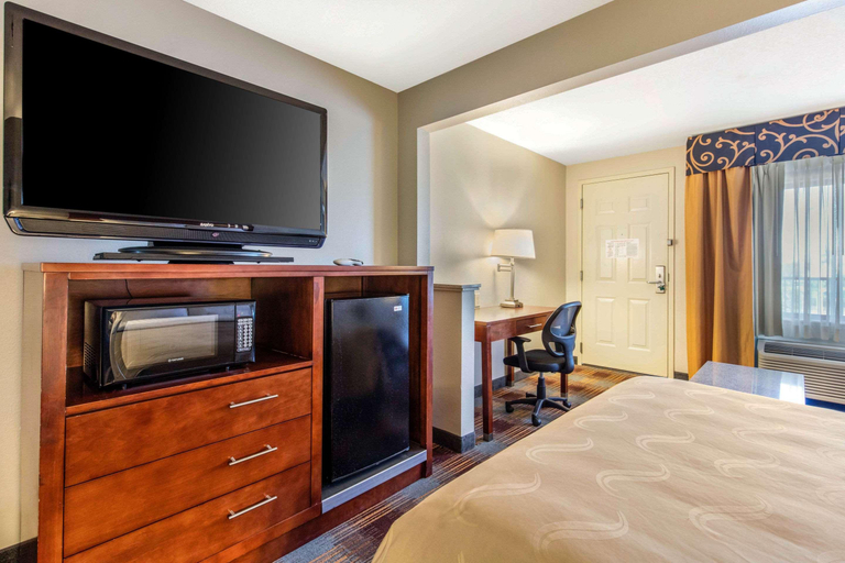Bedroom 2, Quality Inn Airport I-240, Shelby