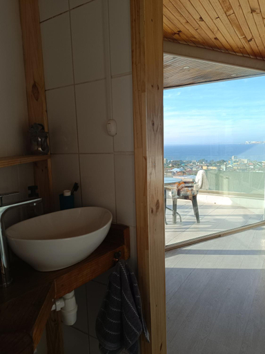 Bathroom 2, Hostal lala portena vista al mar, bano privado y desayuno, Valparaíso