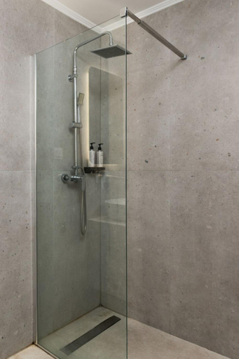 Shower 3, Honey Oak & Cream Patio by Nest, Central Macedonia
