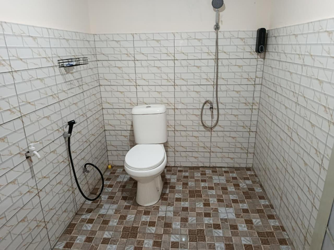 Bathroom 3, The Daun Puntik HomeStay, Lombok