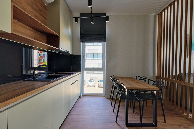 Others 4, Bach Apartments 2, Sibiu