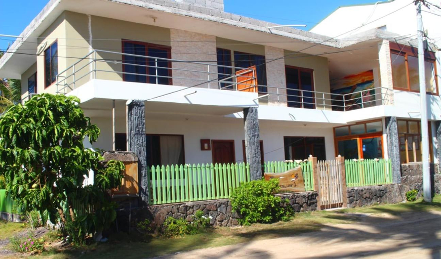 Exterior & Views, HOSTAL JANET STARLiNK, Isabela