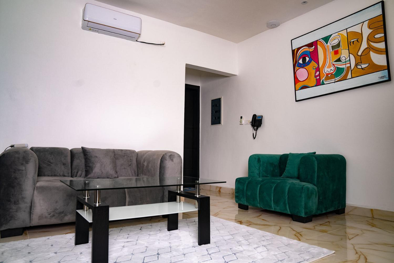 5, Borelie Guest House, Wouri