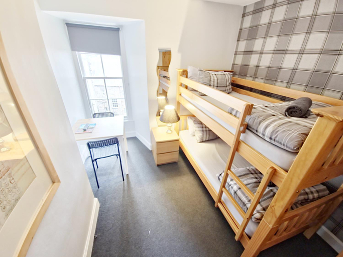 Bedroom 2, Edinburgh Backpackers - over 18s only, Edinburgh