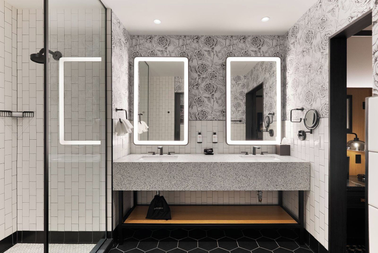 Bathroom 4, The Rose Gaming Resort, Prince William