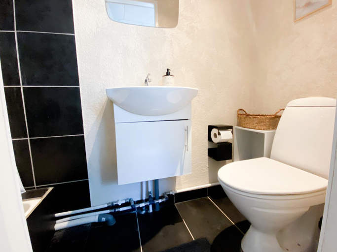 Bathroom 3, Viborg Guesthouse, Viborg