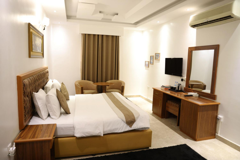 Bedroom 3, Bayan International Hotel, Seeb