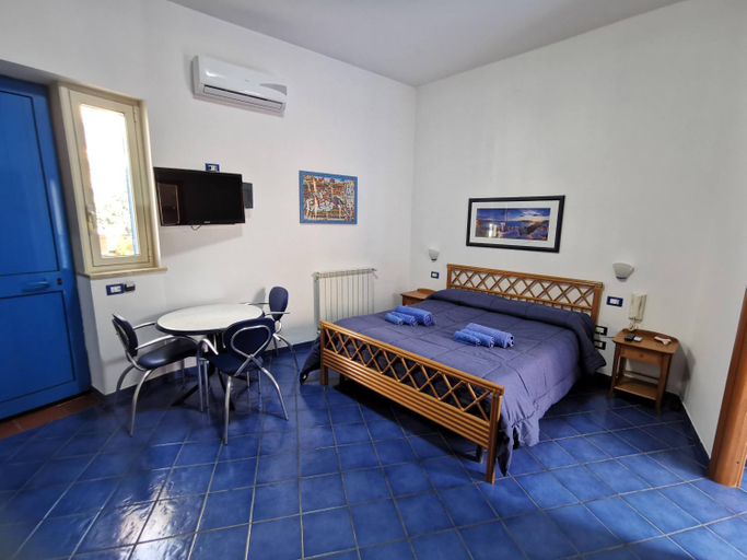 Bedroom 3, Al Baglio, Palermo