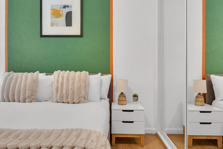 Bedroom 2, One Bed Mansion House Apartment in Queens Quay, London