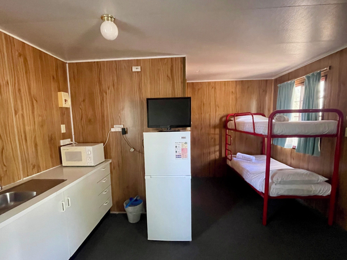 Room 5, Snowy River Holiday Park, Snowy River