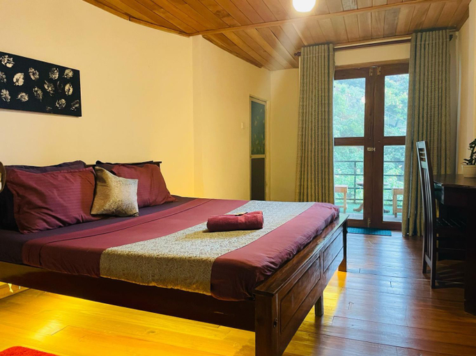 Others 5, Golden King Guest, Nuwara Eliya
