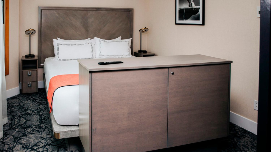 Bedroom 3, Parker Hotel Vancouver, Greater Vancouver
