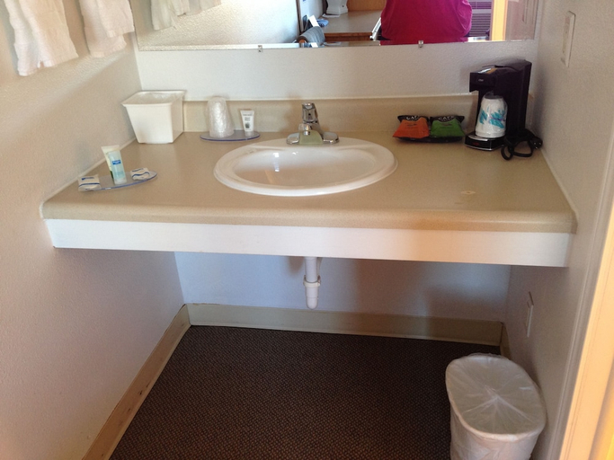 Bathroom 4, Rodeway Inn and Suites Omak Okanogan, Okanogan
