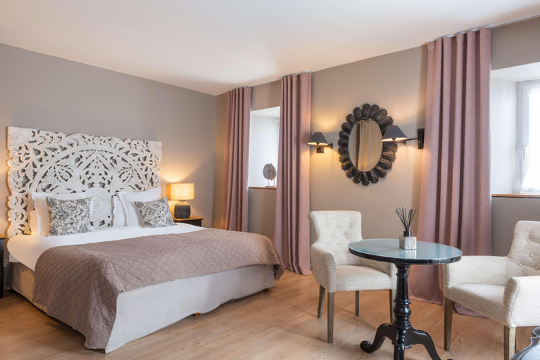 Bedroom 3, Hôtel Traiteur les Ormes, The Originals Relais, Manche