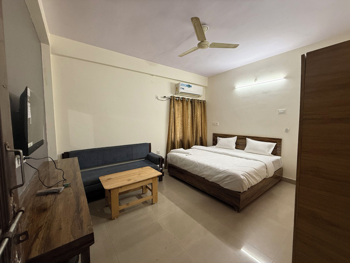 Room 4, THE GRAND SERENITY HOTEL, Nagpur