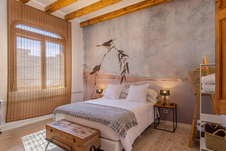 Bedroom 3, La Casa del Miracle, hostal, Lleida