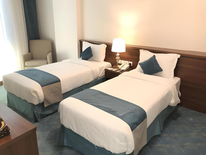 Bedroom 4, Jar Al Habib Hotel, Al Madinah Al Munawwarah
