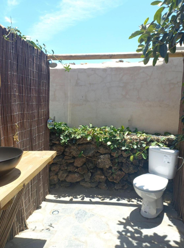 Bathroom, Lajares Villa-Sleeps 6-Free Parking-Playground, Las Palmas