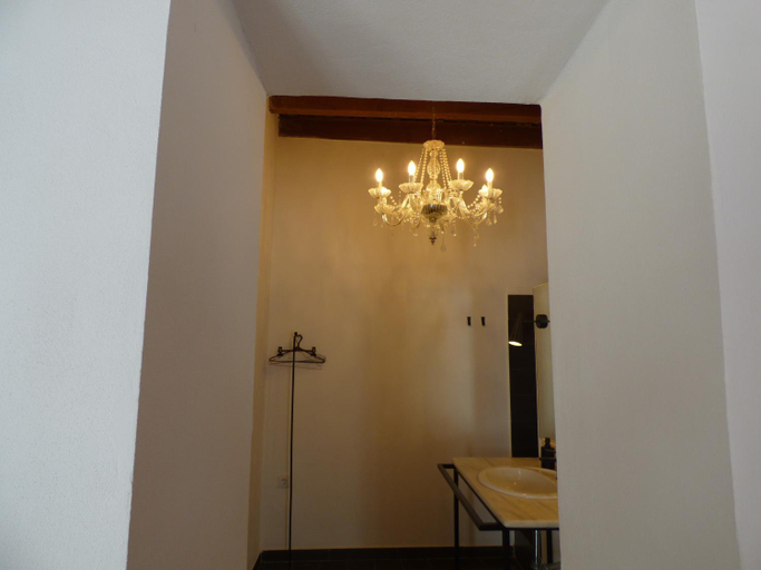 Bathroom 2, El Palacio del Viento, Cádiz