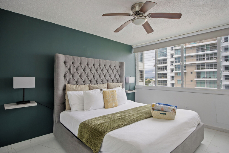 Bedroom 2, Marina Beach 2 Bd Oceanfront Pool Parking