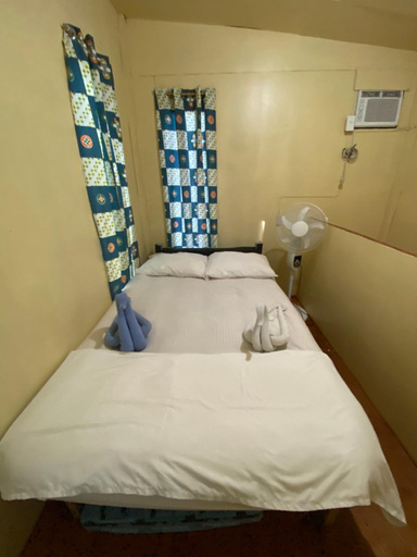 Bedroom 2, Destiny Rainbow Beach Resort, Maria