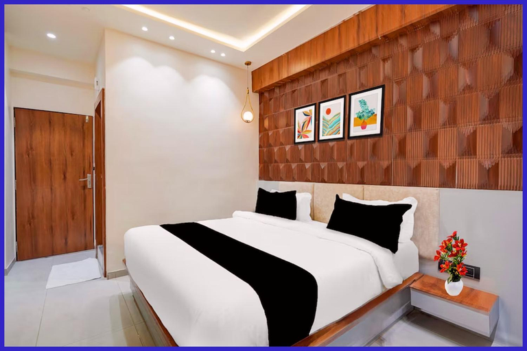Bedroom 3, The Bay Suites Sea Facing Hotel - Right on the Golden Beach, Puri