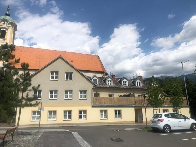 Primary image