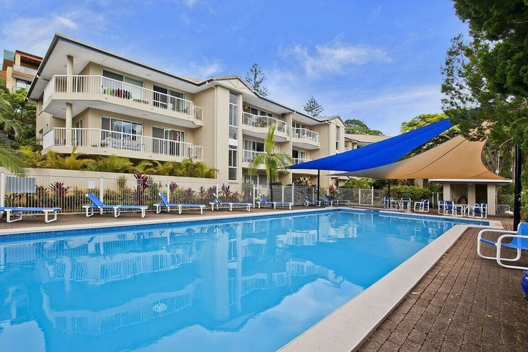 Pool 4, Palmway Burleigh Stay, Gold Coast