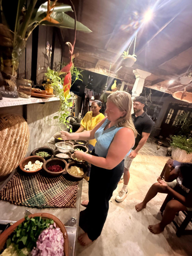 Food & Drinks 3, Villa Aroshina, Galle Four Gravets