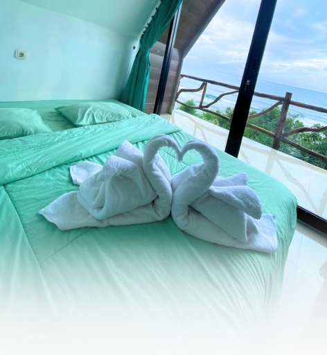 Bedroom 5, OSANNA BEACH RESORT, Pacitan
