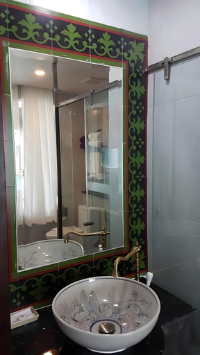 Bathroom 5, Supicha Pool Access Hotel, Pulau Phuket