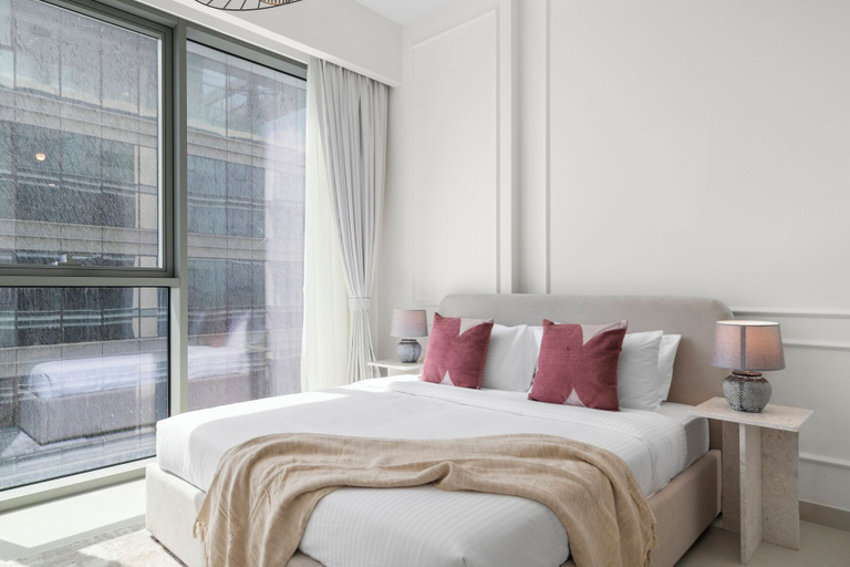 Room 5, 2BR M CF7B Partial Canal View, Dubai