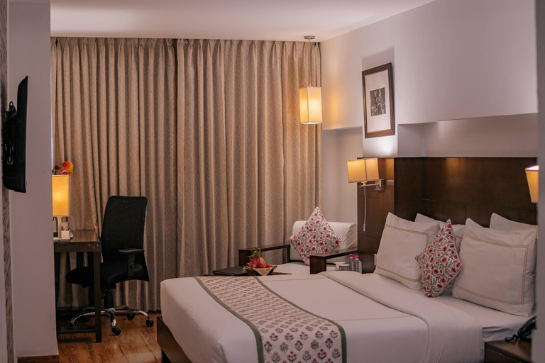Bedroom 2, Ginger Vadodara,Alkapuri, Vadodara