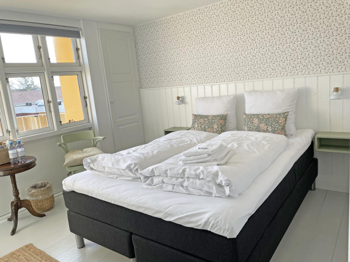 Bedroom 3, Kallehavegaard Badehotel uden morgenmad, Hjørring