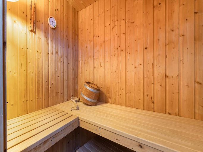 Sport & Beauty, exklusives Appartement mit Balkon in Rechlin, Mecklenburgische Seenplatte