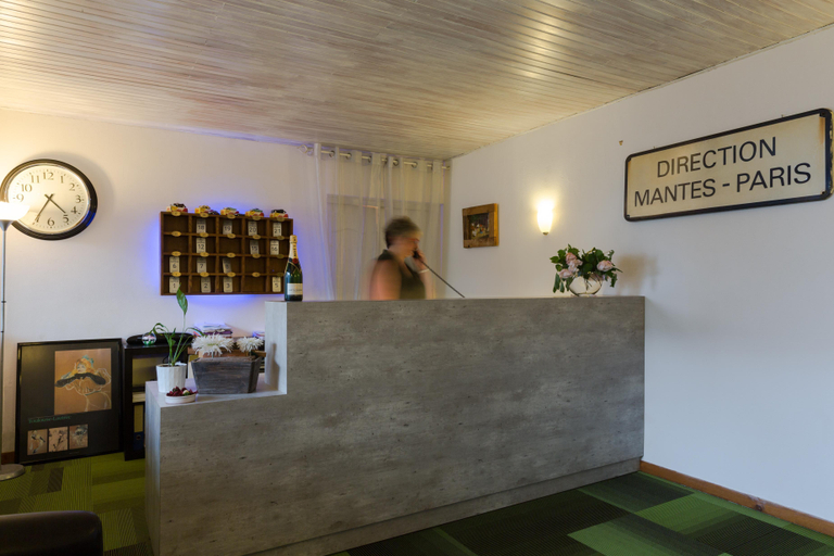 Public Area 2, The Originals Access, Hôtel La Dousseine, Dreux, Eure-et-Loir