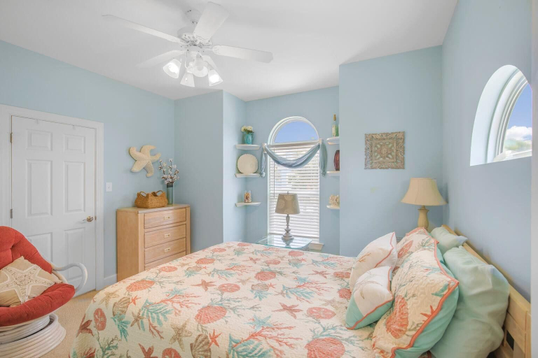 Bedroom 2, Blue Laguna, Baldwin