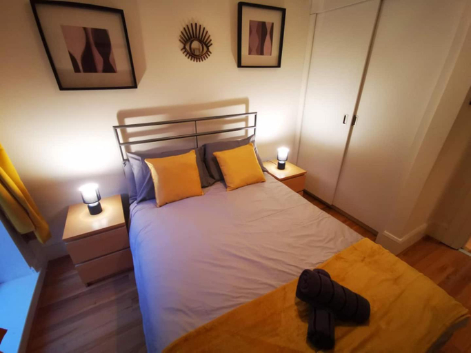 Others 5, 2BR Modern Luxury Loft Apartment, Belfast