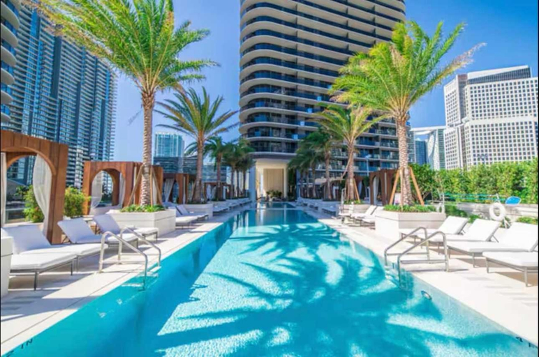 Sport & Beauty 2, SLS LUX Brickell, Miami-Dade