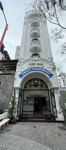 Primary image