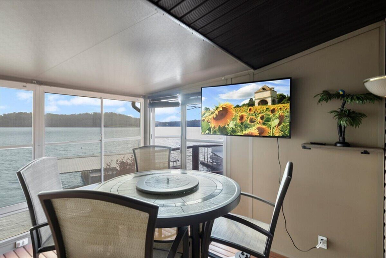 Room 5, Newly Updated Interior, Sunroom w/ Hot Tub, Deck, Deep Water Dock, Boat & PWC Slips, Morgan