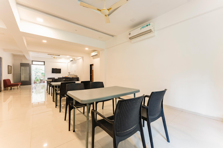 Food & Drinks, Treebo Blue Roof Seaside With Pool, Palghar