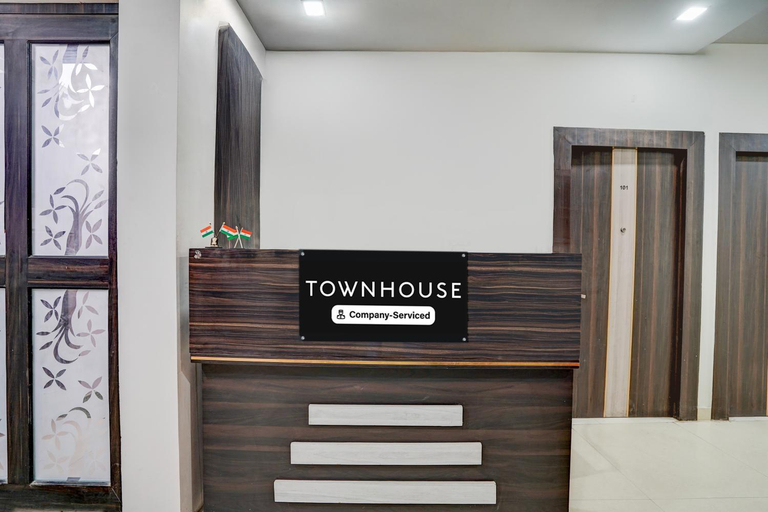 Public Area 3, Townhouse Faizabad Road Opp BBD University, Lucknow